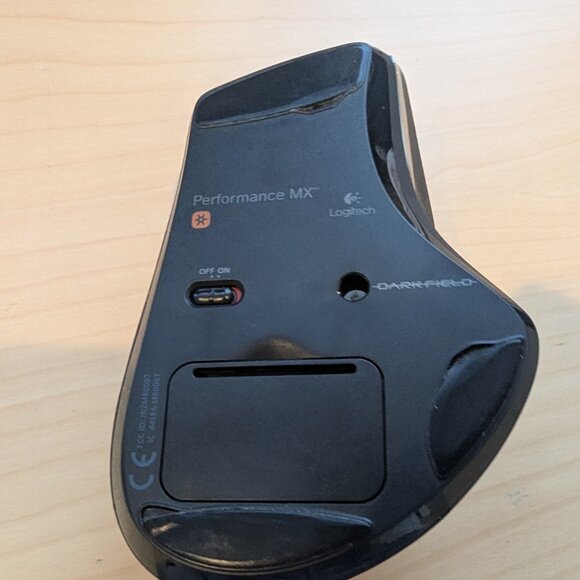 Logitech Performance MX Darkfield with dongle - Picture 4 of 6